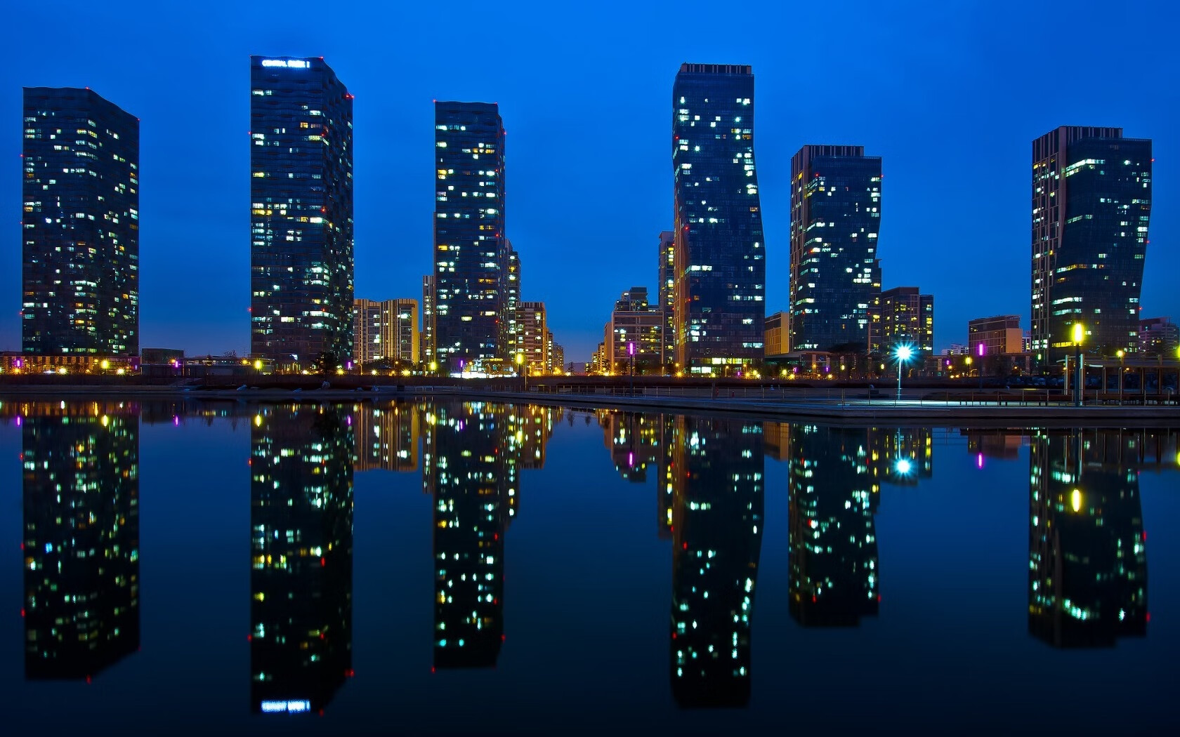 蛙泳冲刺波兰表现抢眼，蛙泳比赛都采用波蛙吗