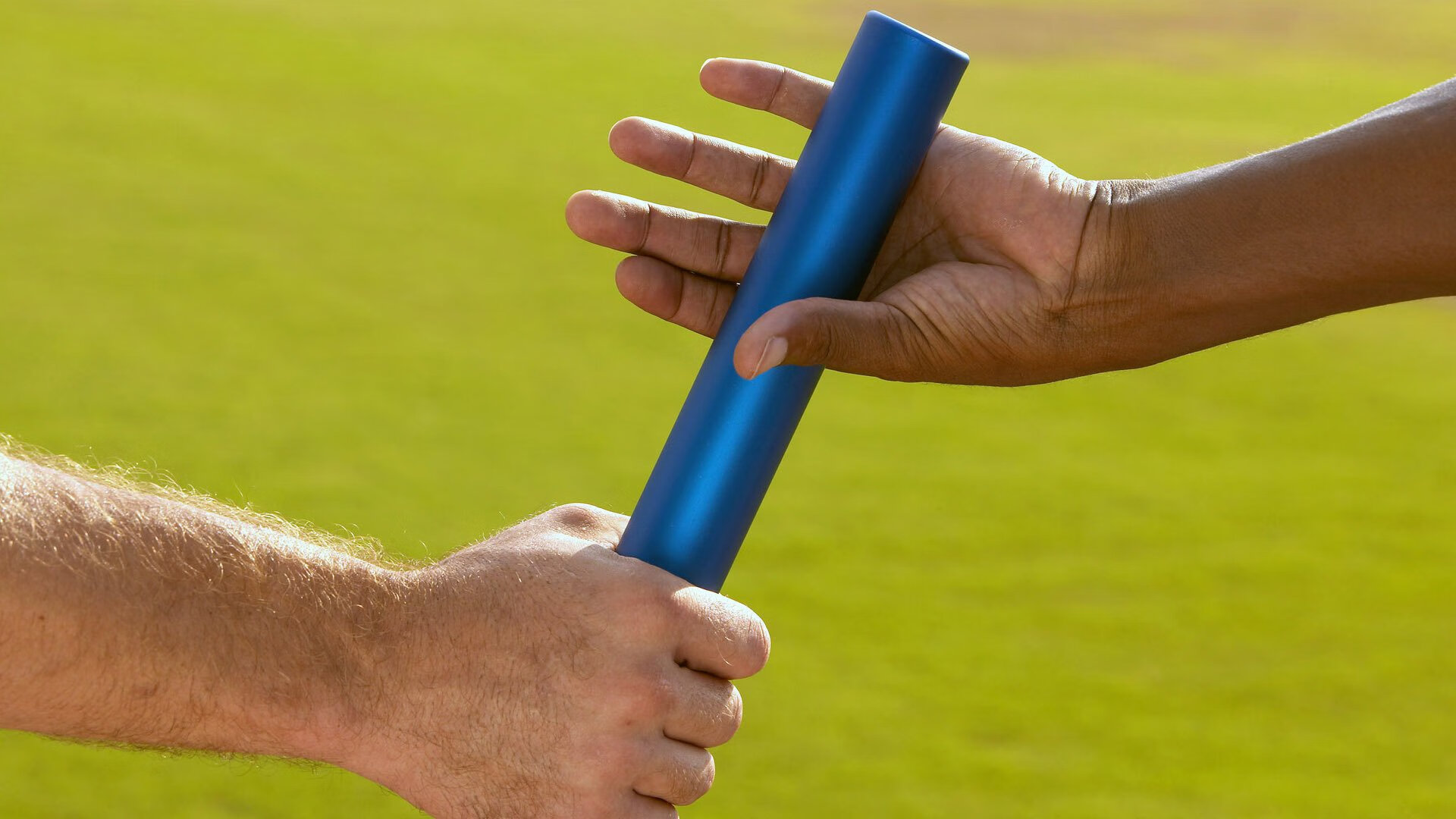 _网球训练新装备:科技引领培训新时代_,新型网球训练器