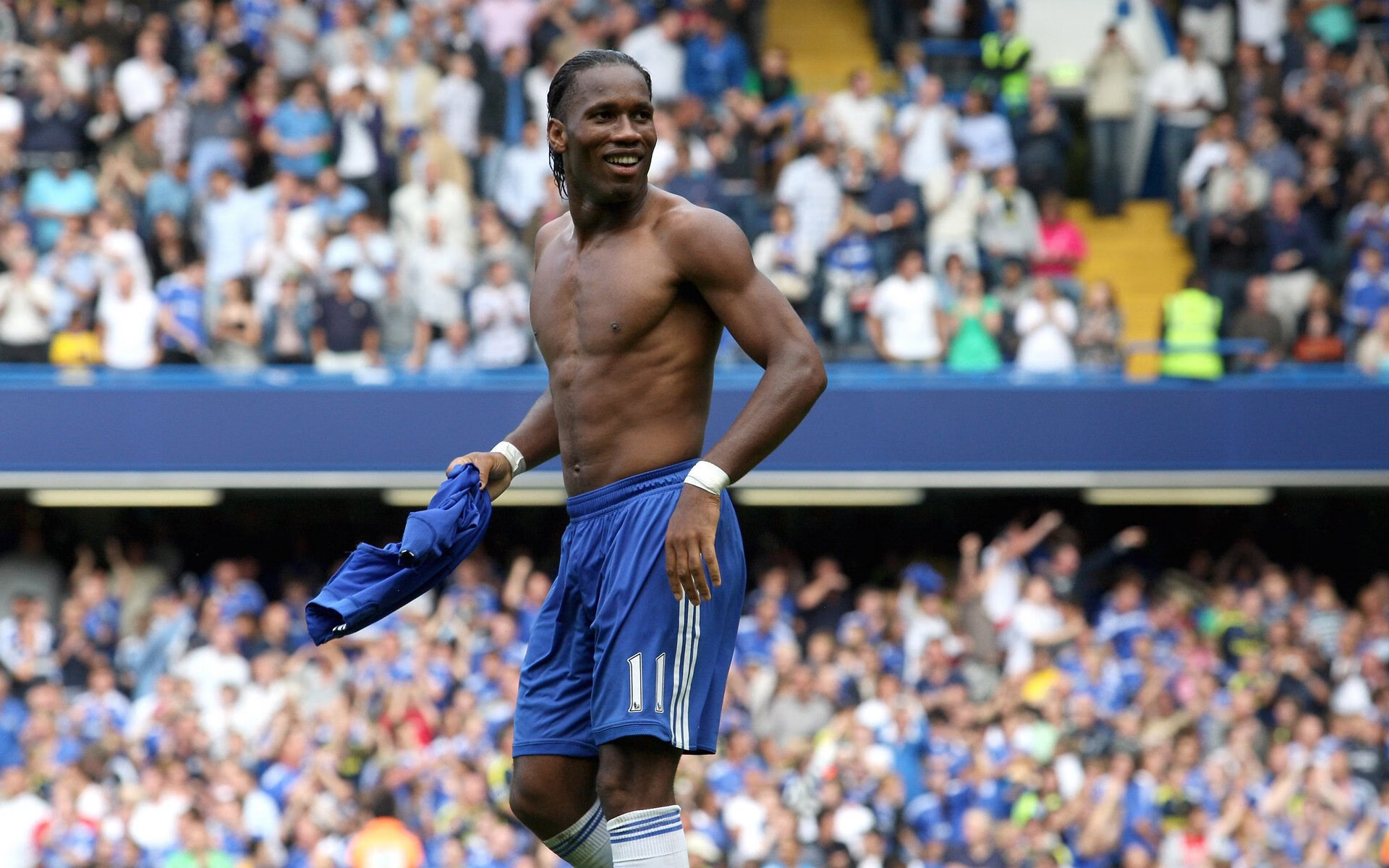 未来联盟：虚拟现场与AR互动引领新潮流，未来联盟门面